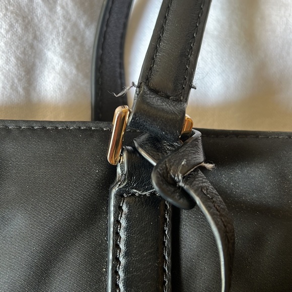 Michael Kors jet set nylon bag black color. - Picture 4 of 13